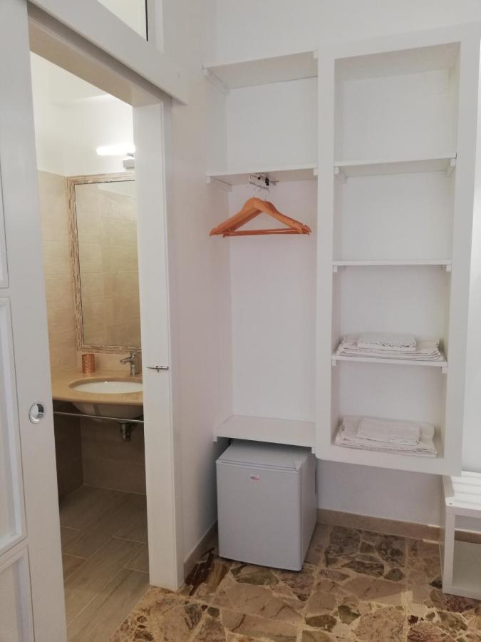 Ostuni Crispi House Otel Dış mekan fotoğraf